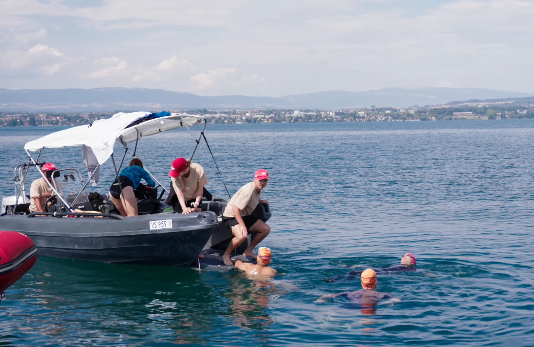 Traversée du Léman à la nage : l'athlète tétraplégique Jonas Bell décroche un record mondial